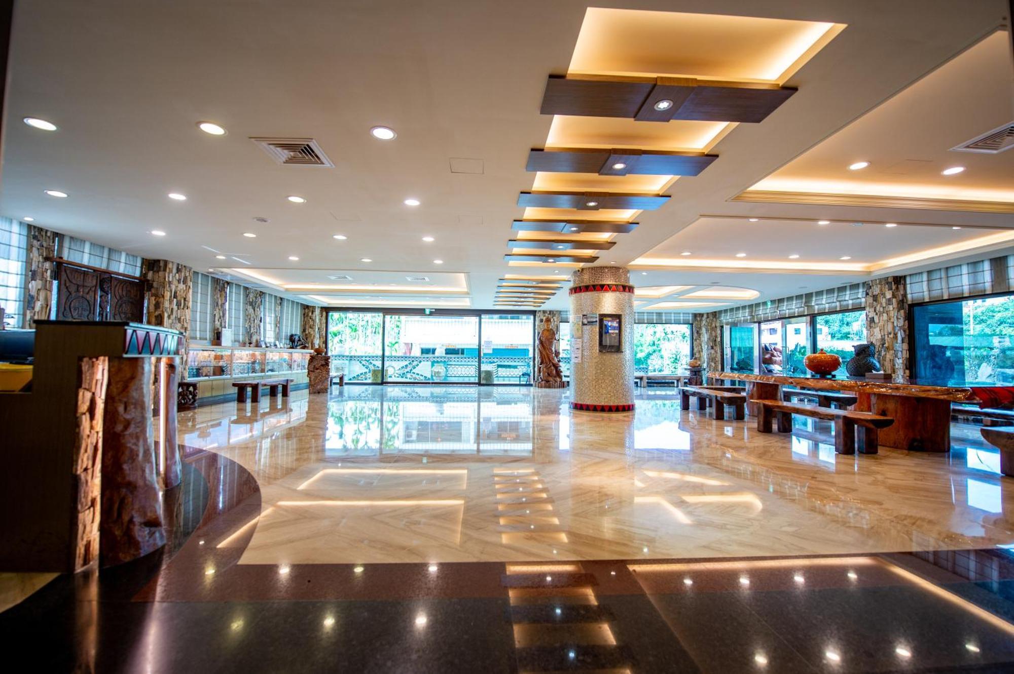 Classic Hotel Shvatan Nantou Kültér fotó