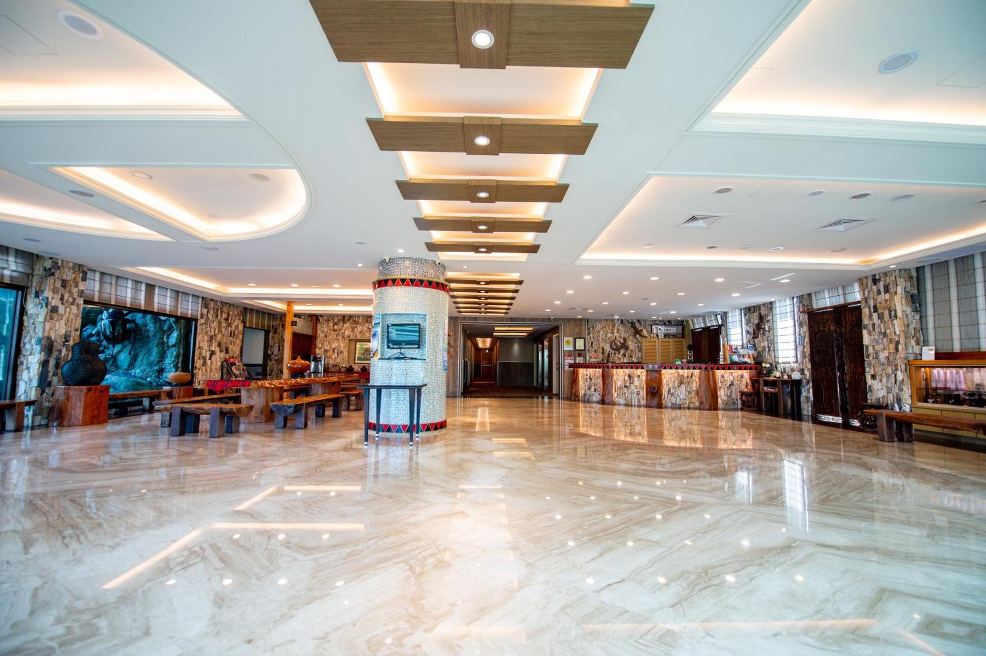 Classic Hotel Shvatan Nantou Kültér fotó